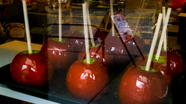Candy apples in a store window